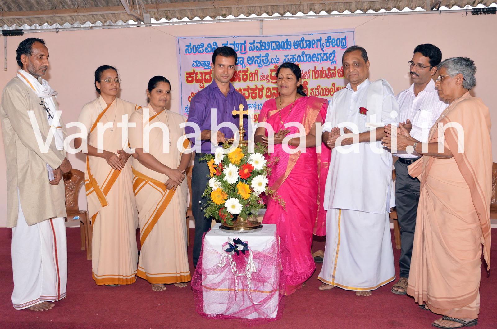 ಕಿನ್ನಿಗೋಳಿ: ಕಟ್ಟಡ ಕಾರ್ಮಿಕರು ಮತ್ತು ಚಾಲಕರಿಗೆ ಗುರುತು ಚೀಟಿ ವಿತರಣೆ ಹಾಗೂ ಯುವಕರ ದಿನಾಚರಣೆ ಕಾರ್ಯಕ್ರಮ